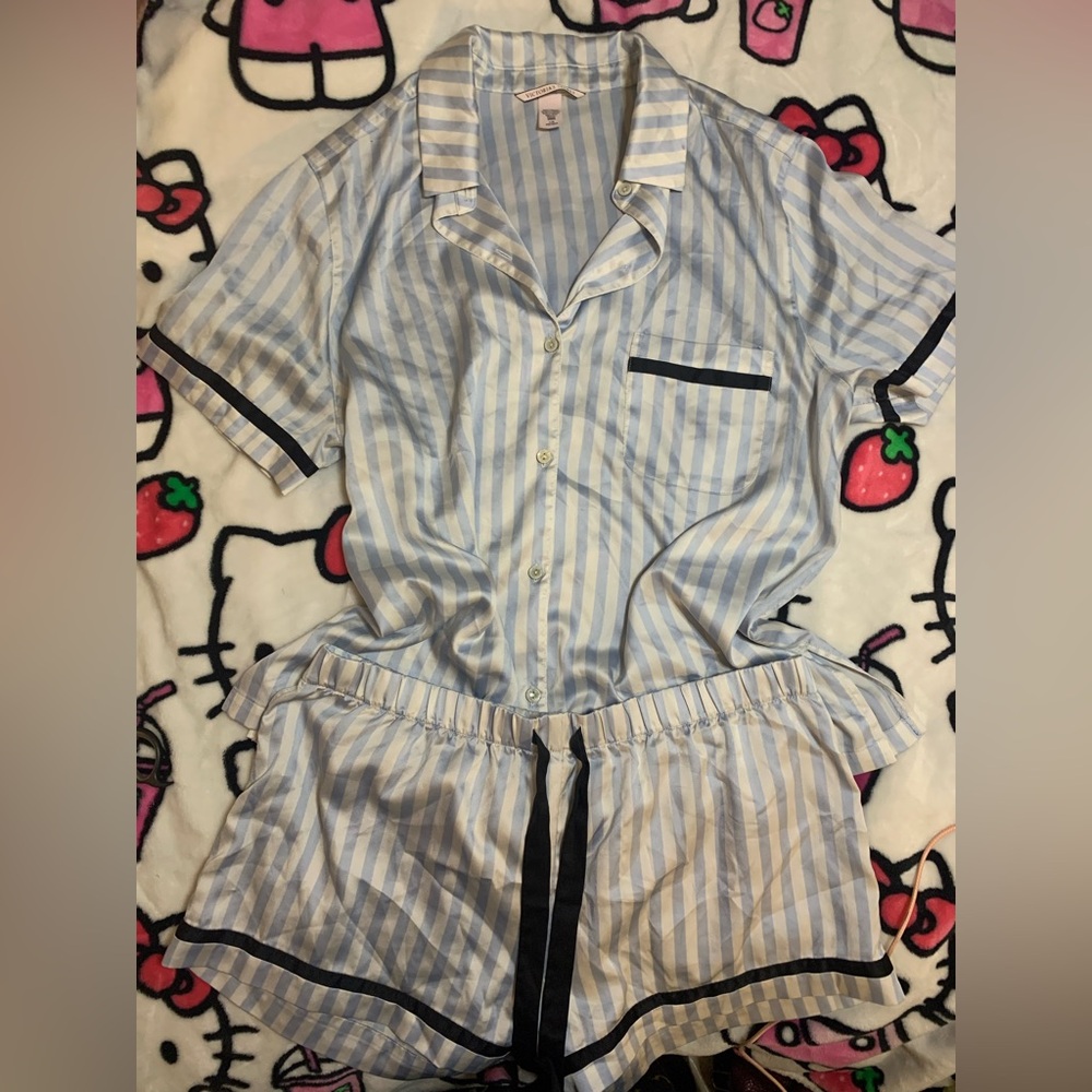 VIRAL VICTORIA SECRET BLUE & WHITE PAJAMA STRIPED